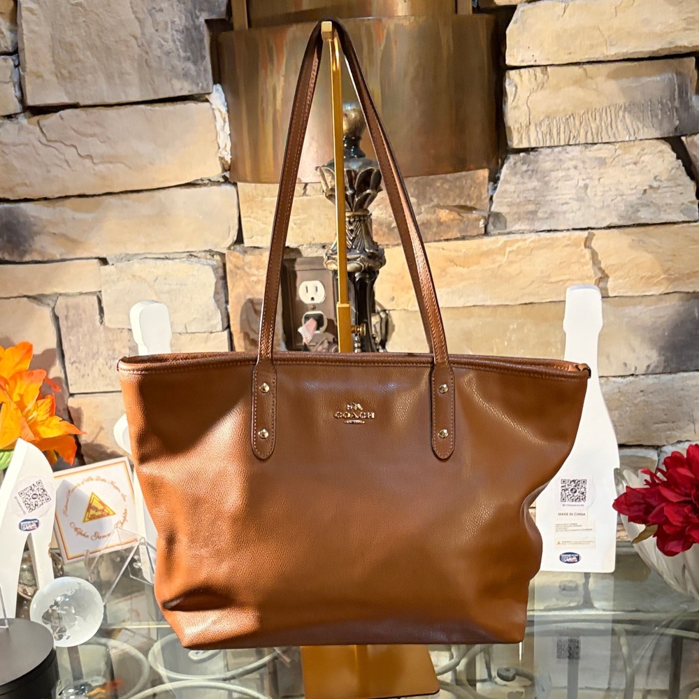 Coach Tan Leather Shoulder Bag